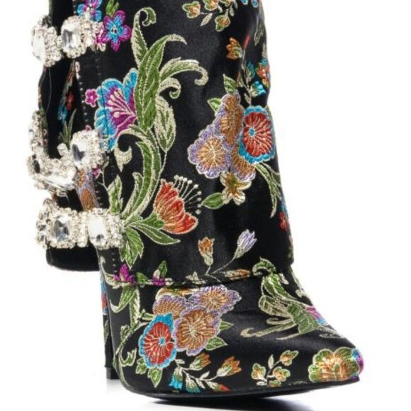 The AZALEA WANG " FLORAL FRANCE' " FLOWER PRINT FOLD OVER BOOTIE ( BRAND NEW !! - Picture 2 of 7